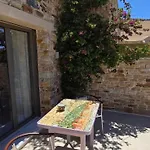 The At Naxos Appartement *